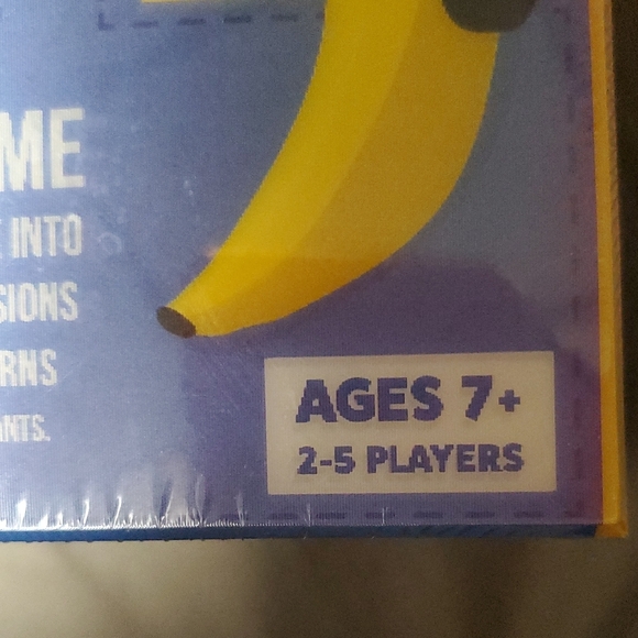 Exploding Minions Card Game - Picture 4 of 7